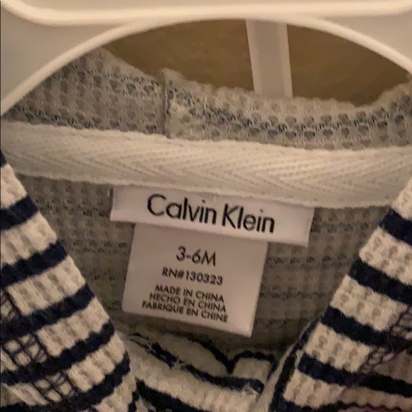 NWT Calvin Klein Hooded Onesie & Sweatpants Set - Picture 4 of 5